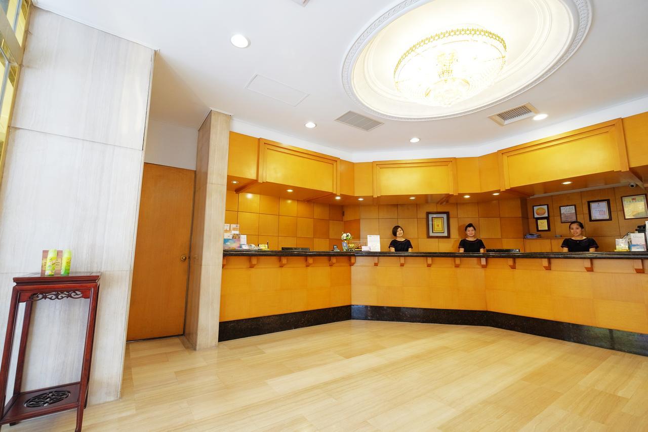 Dynasty Hotel Tainan Exterior photo