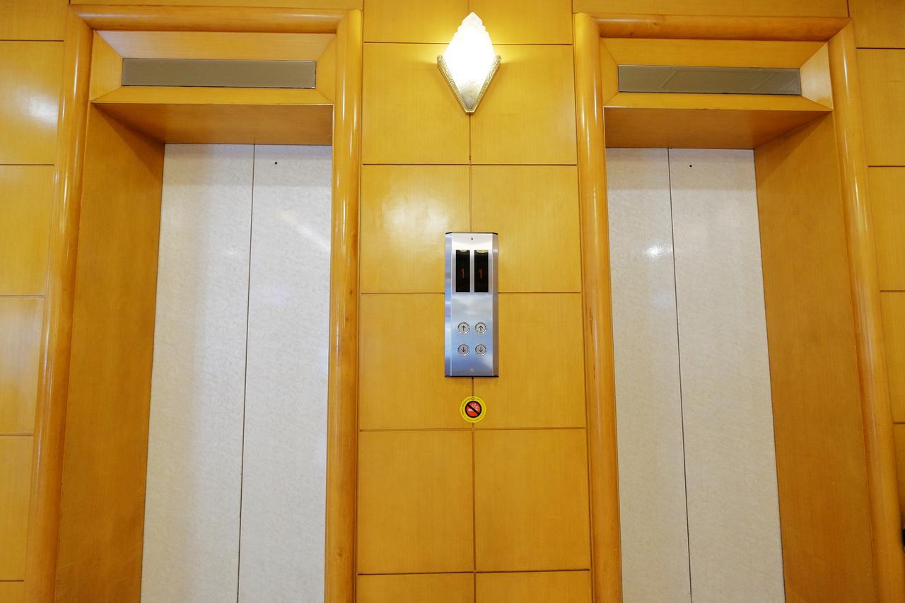 Dynasty Hotel Tainan Exterior photo