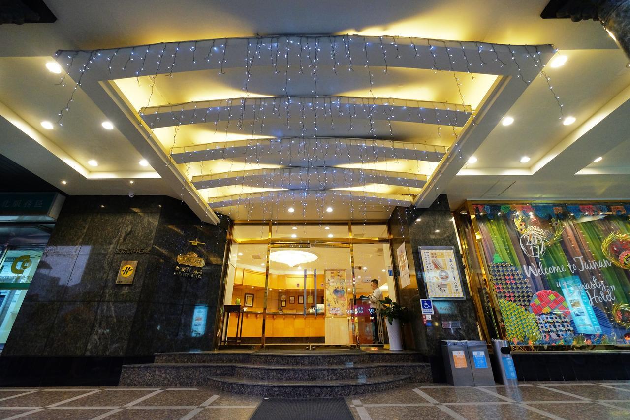 Dynasty Hotel Tainan Exterior photo